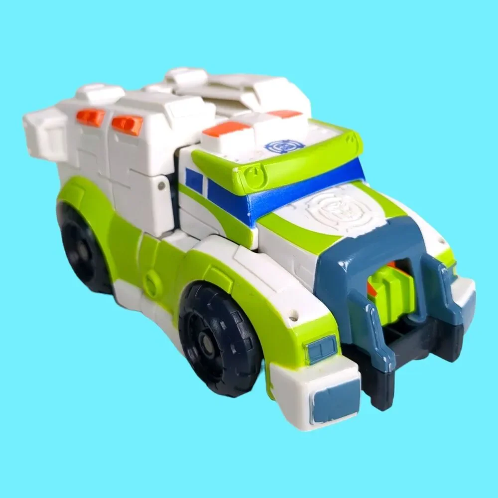 Lot of 4 Transformers 2008 Bumblebee Rescue Bots Dozer Ambulance Action Figures